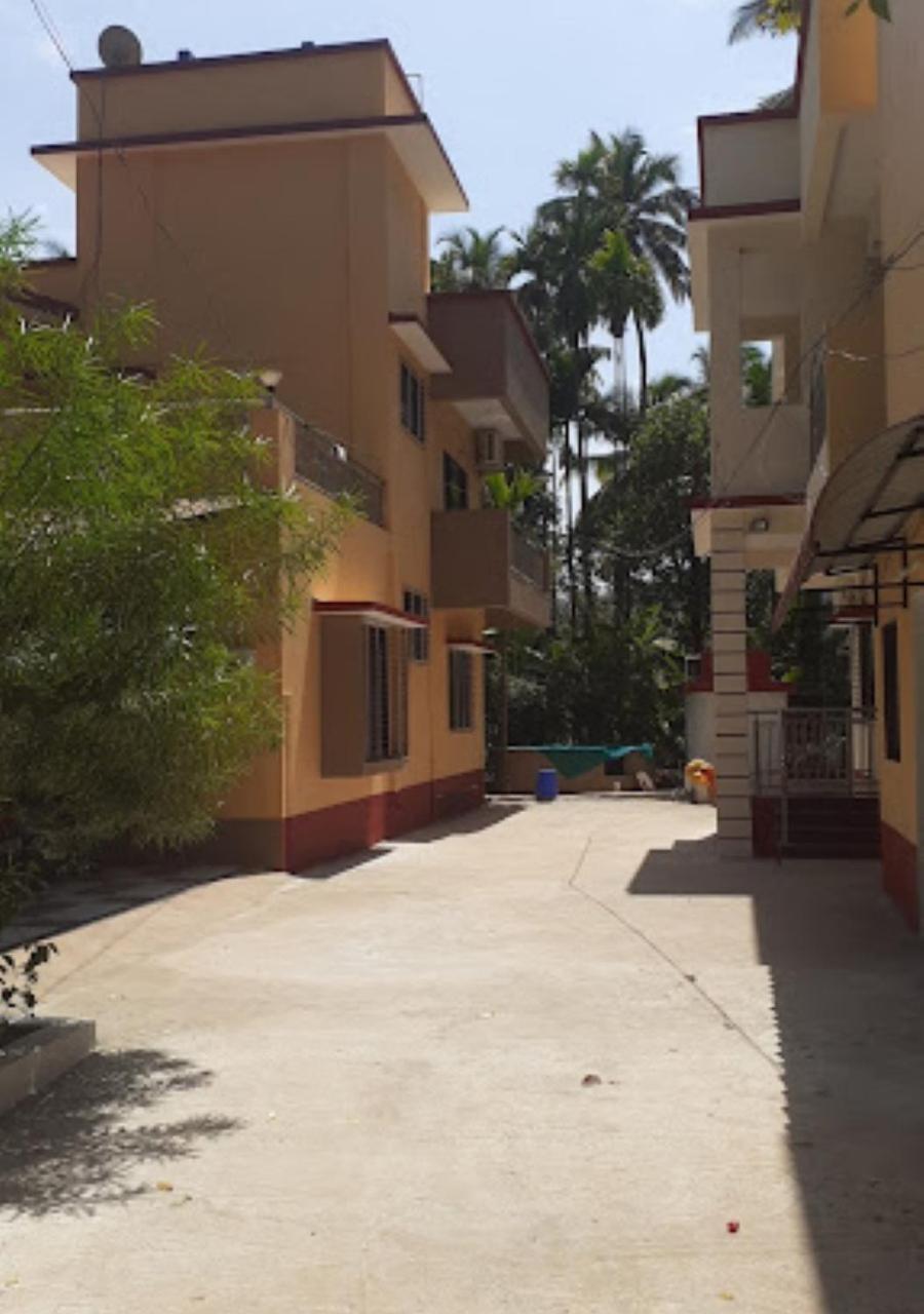 Bapat Niwas Home Stay Ganpatipule Bagian luar foto